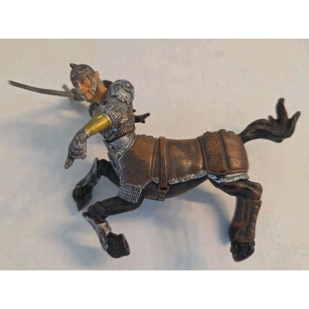 Disney's Chronicles Of Narnia Oreuis Centar Action Figure W/Sword 8cm Tall EUC